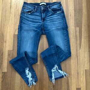 listing-status-banner